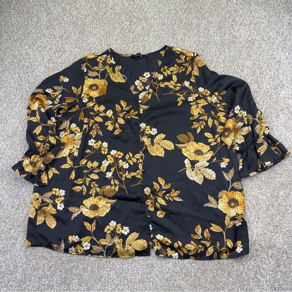 Zac & Rachel Black with Beige Floral Top size 2X - Picture 2 of 14
